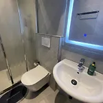 Pog * Tirana