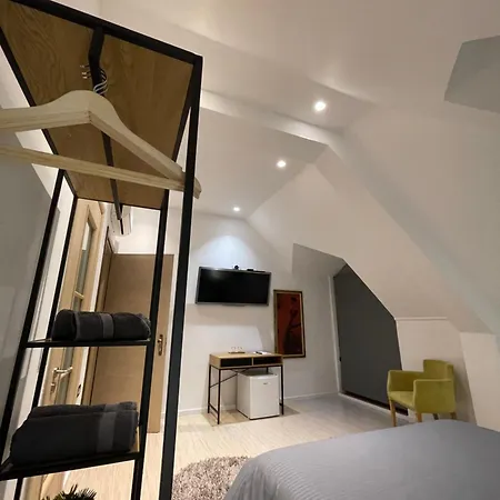 Pog Apartment *
