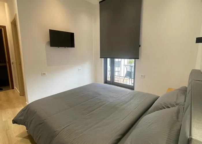 Pog דירה טיראנה